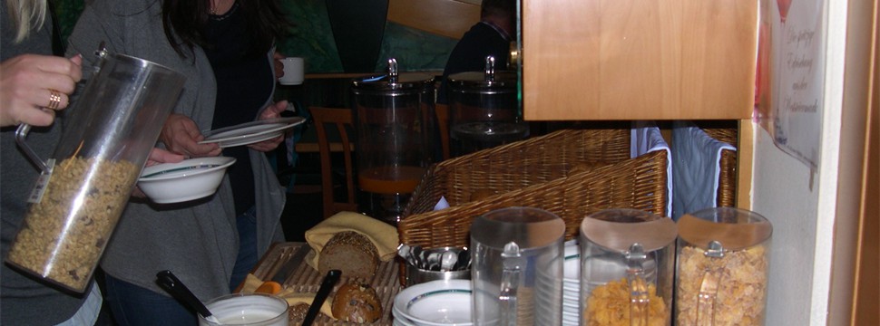 Schlemmerfrühstück von 06.30 - 11.00