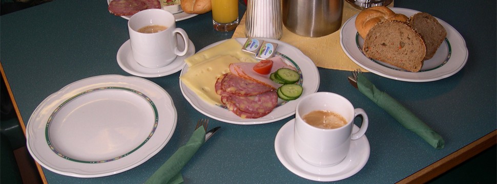 Schlemmerfrühstück von 06.30 - 11.00