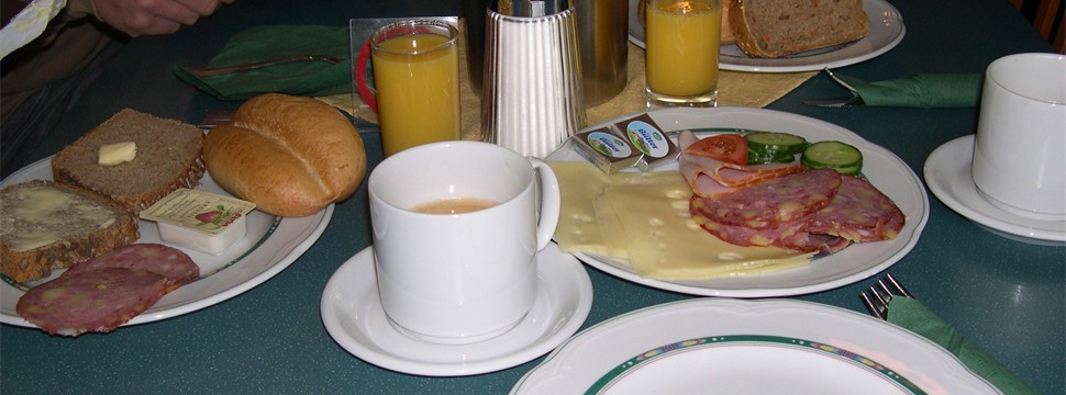 Schlemmerfrühstück von 06.30 - 11.00